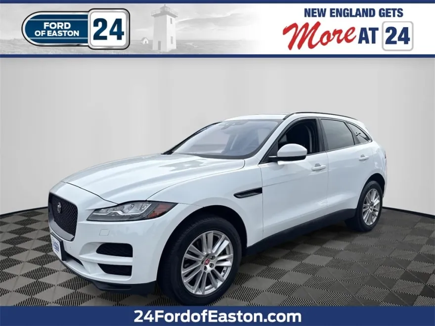 2017 Jaguar F-PACE Prestige photo 1