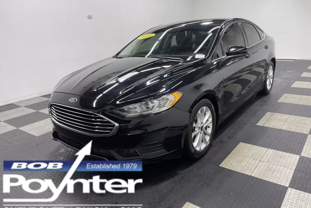 2020 Ford Fusion SE photo 1