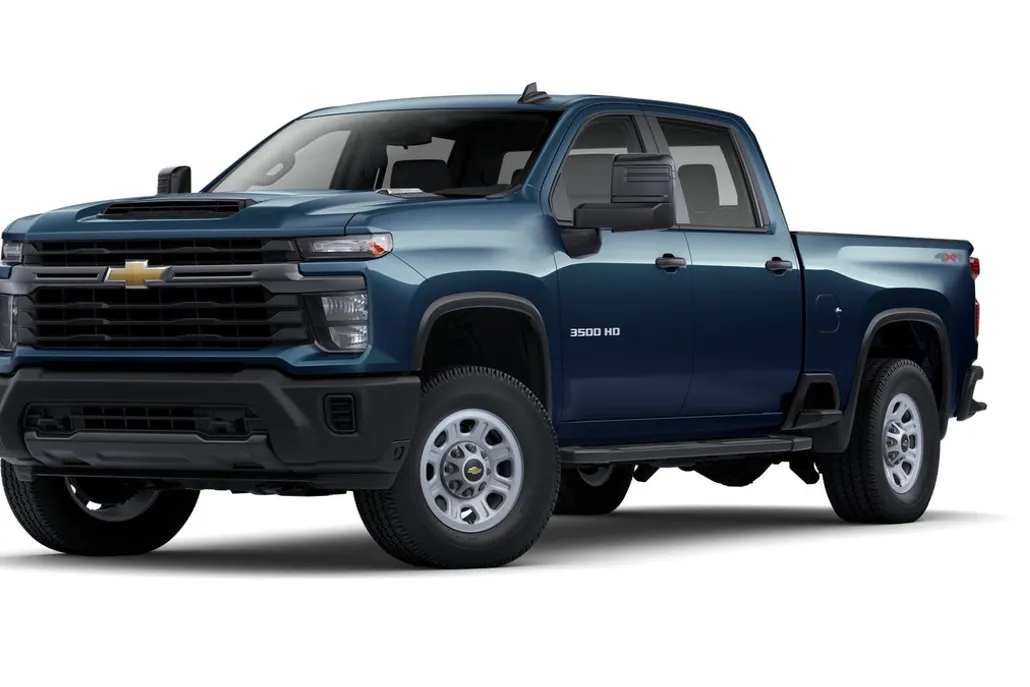 2025 Chevrolet Silverado 3500HD photo 1