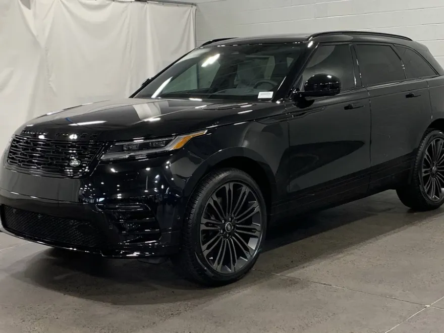 2026 Land Rover Range Rover Velar SE photo 1