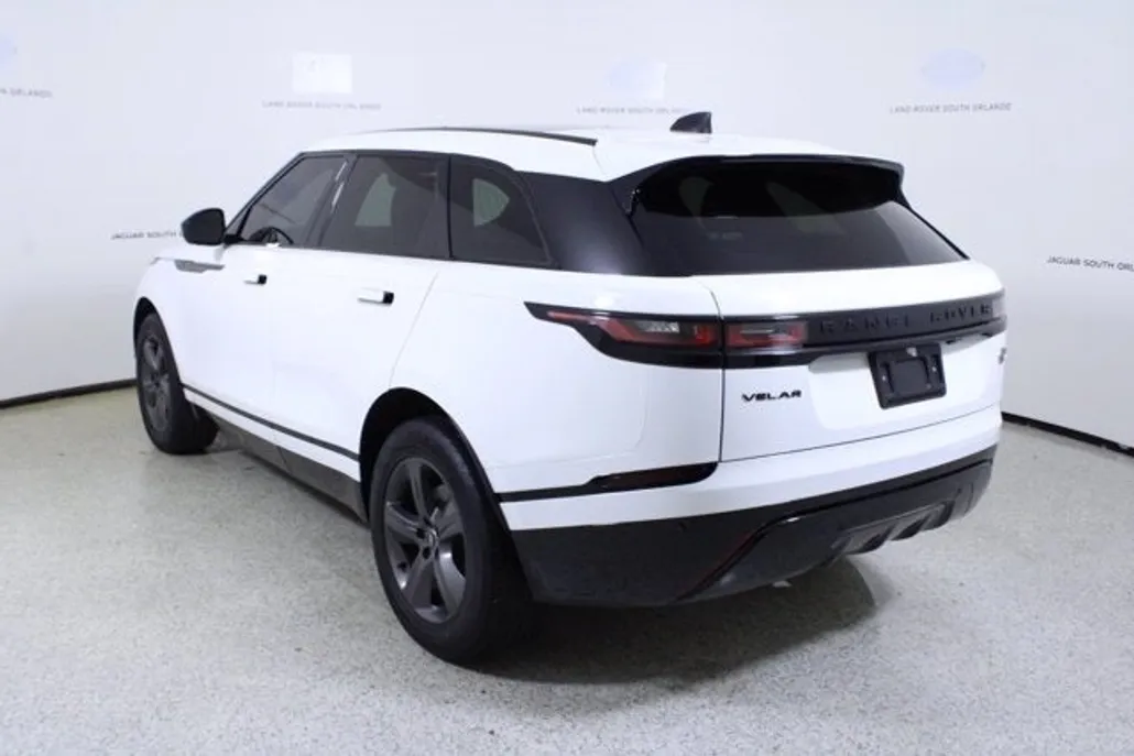 2022 Land Rover Range Rover Velar R-Dynamic S photo 1