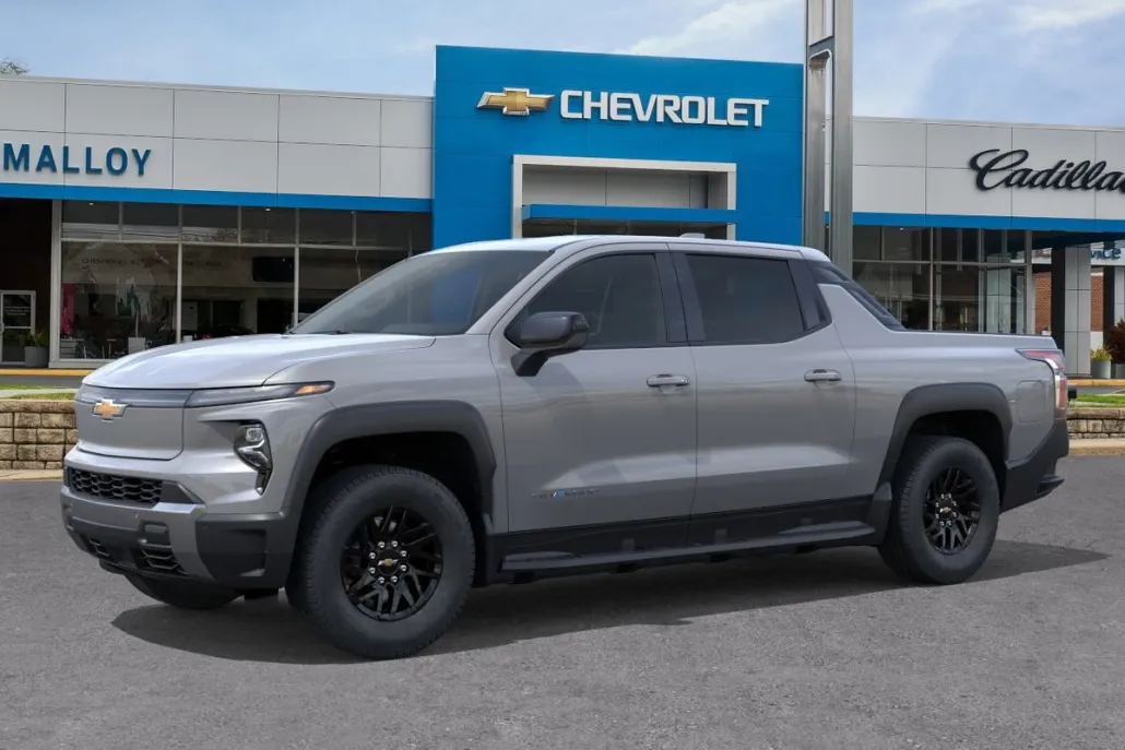 2026 Chevrolet Silverado EV LT photo 1