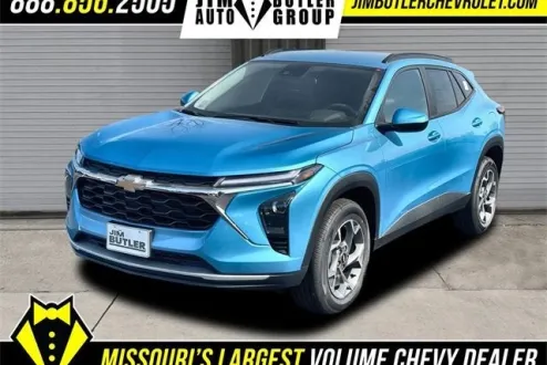 2026 Chevrolet Trax LT photo 1