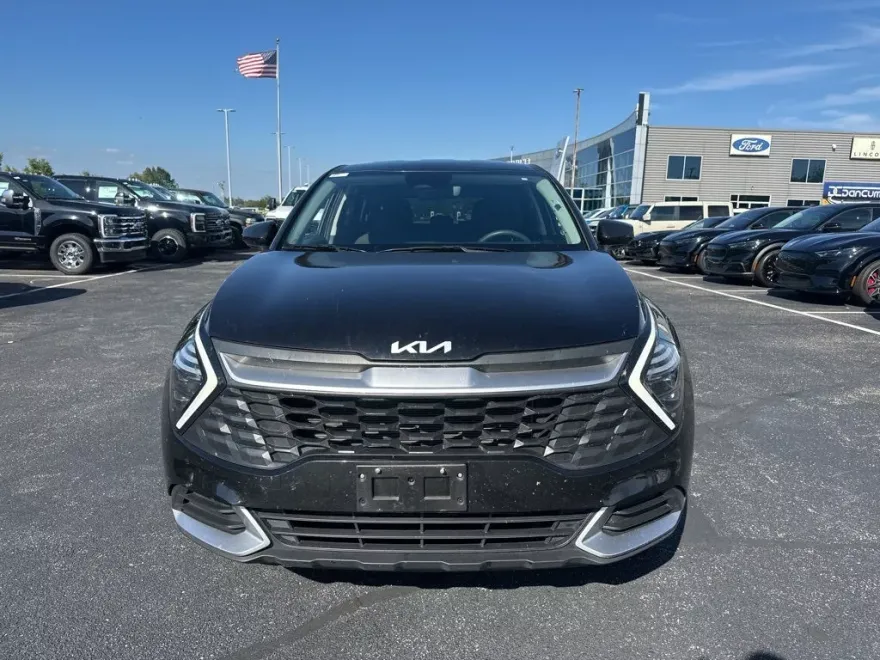 2024 Kia Sportage LX photo 1