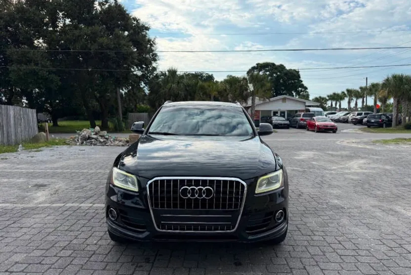 2017 Audi Q5 2.0T Premium Plus photo 1