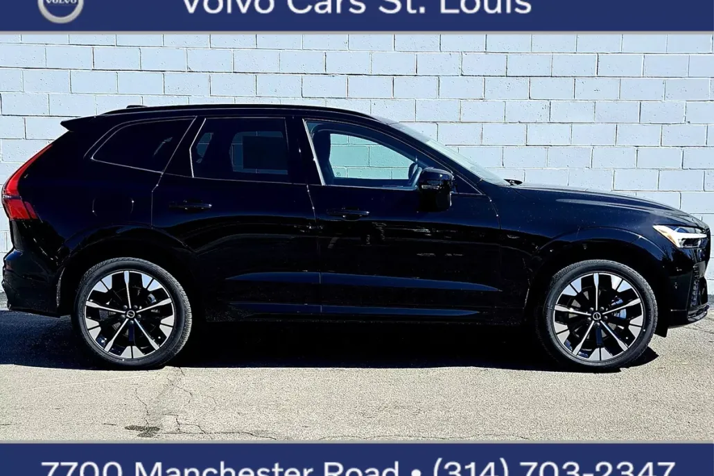 2026 Volvo XC60 B5 Plus photo 1
