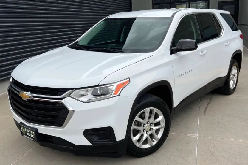 2020 Chevrolet Traverse 1LS photo 1