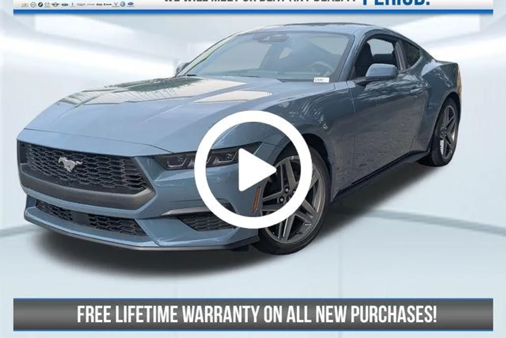 2025 Ford Mustang EcoBoost photo 1