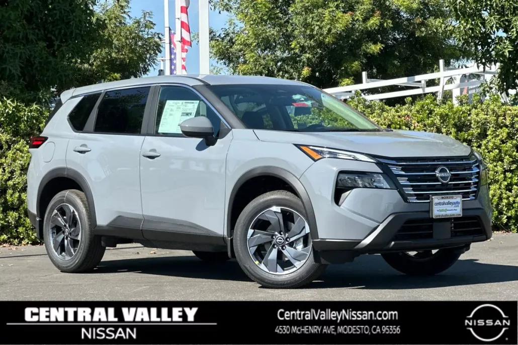 2026 Nissan Rogue SV photo 1
