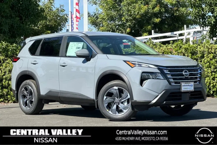 2026 Nissan Rogue SV photo 1