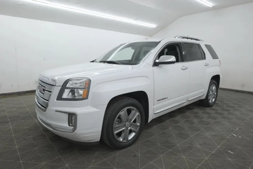 2017 Gmc Terrain Denali photo 1