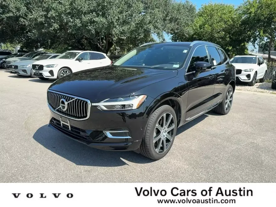 2018 Volvo XC60 Hybrid T8 Inscription photo 1