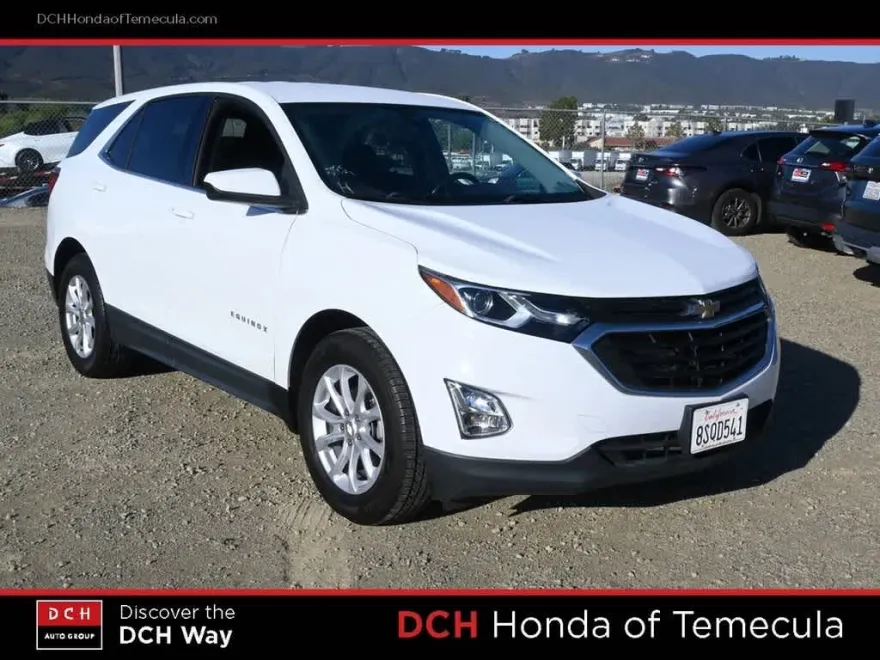 2020 Chevrolet Equinox LT photo 1