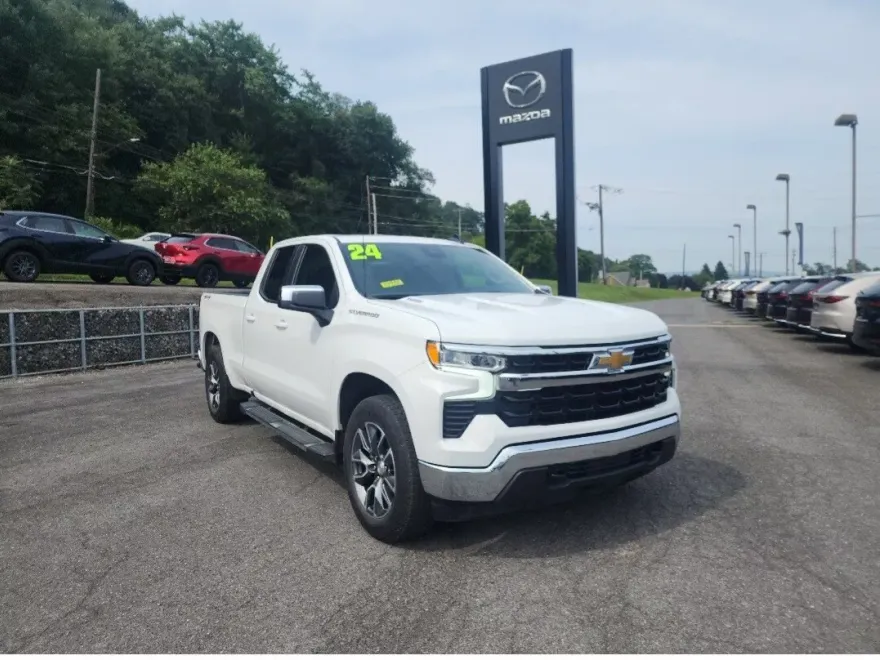 2024 Chevrolet Silverado 1500 LT photo 1