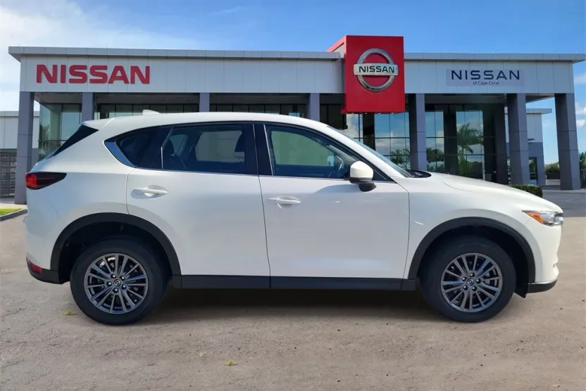 2021 Mazda CX-5 Sport photo 1