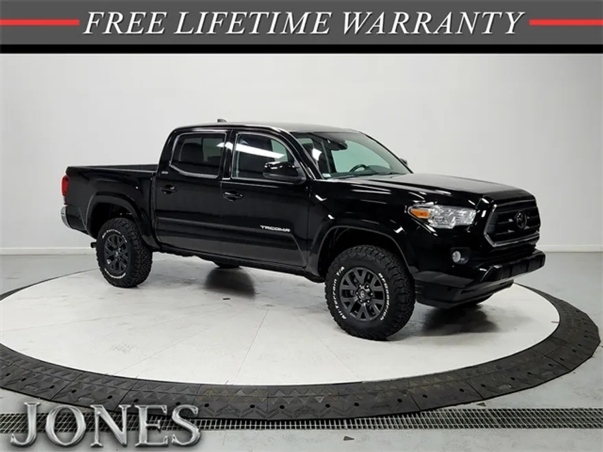 2023 Toyota Tacoma SR5 V6 photo 1