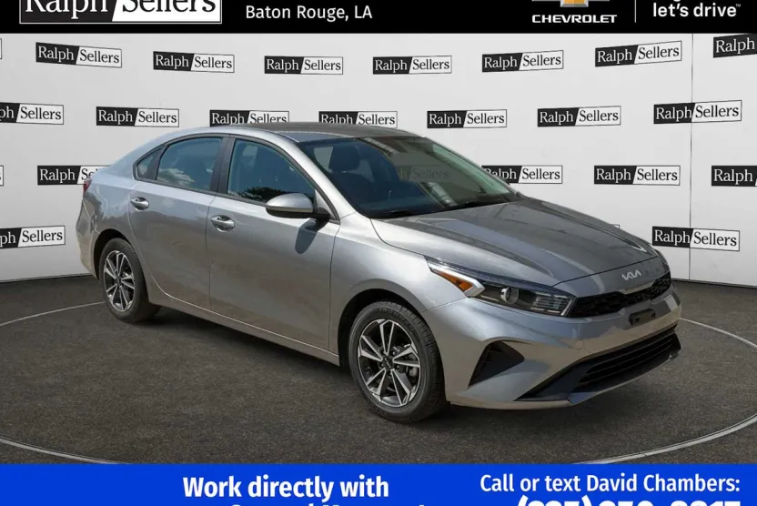 2024 Kia Forte LXS photo 1