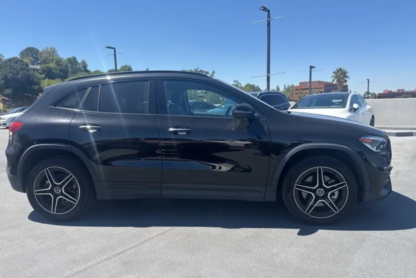 2022 Mercedes Benz GLA 250 AMG photo 1