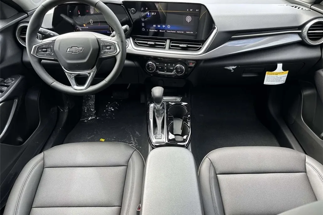 2026 Chevrolet Trax ACTIV photo 1