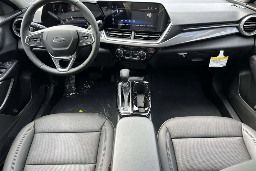 2026 Chevrolet Trax ACTIV photo 1