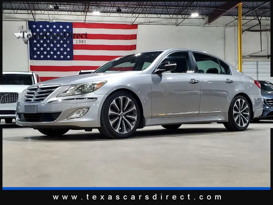 2013 Hyundai Genesis 5.0 R-Spec photo 1
