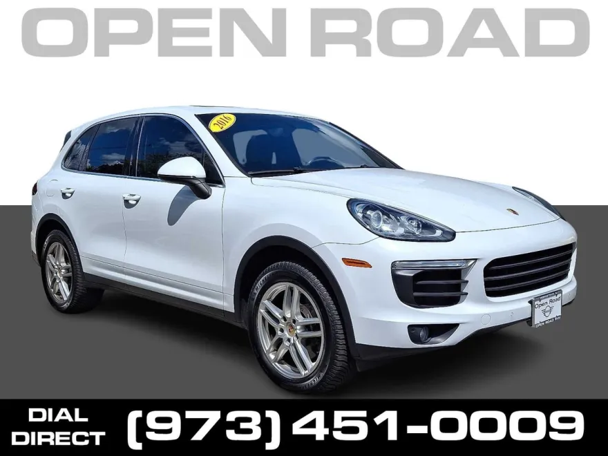 2016 Porsche Cayenne photo 1