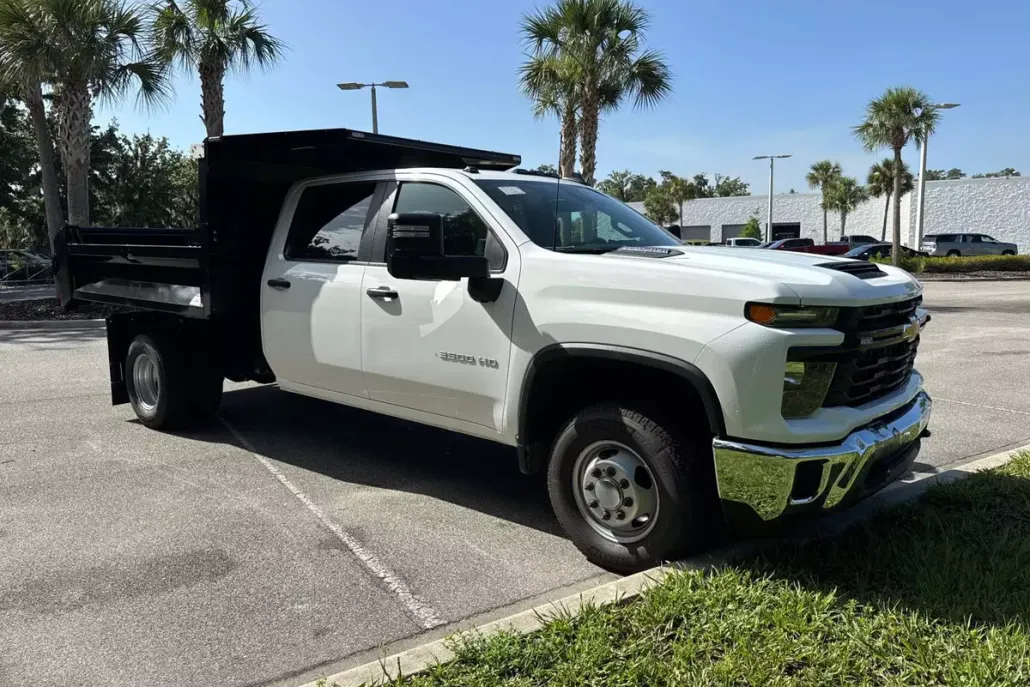 2024 Chevrolet Silverado 3500HD Work Truck photo 1