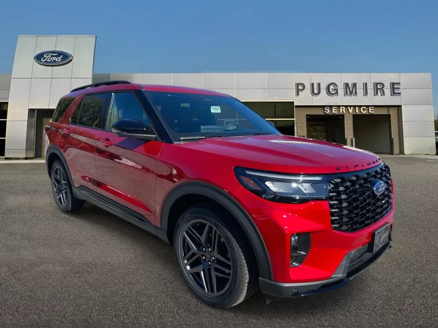 2025 Ford Explorer ST photo 1