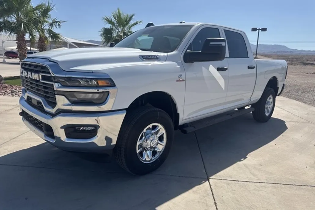 2025 Ram 2500 Tradesman photo 1