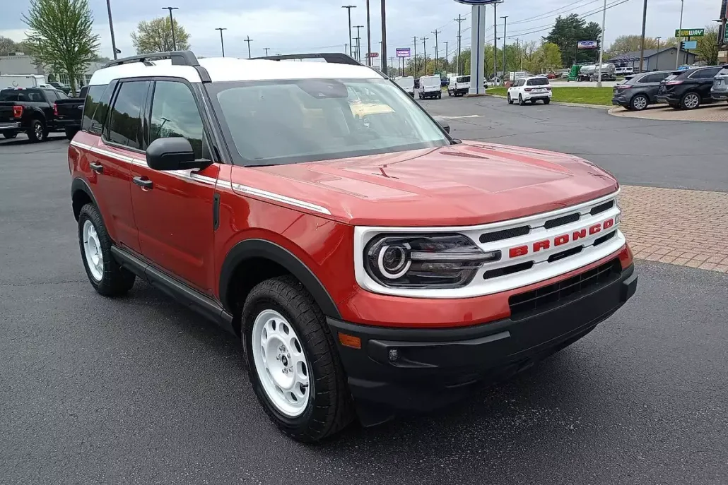 2024 Ford Bronco Sport Heritage photo 1