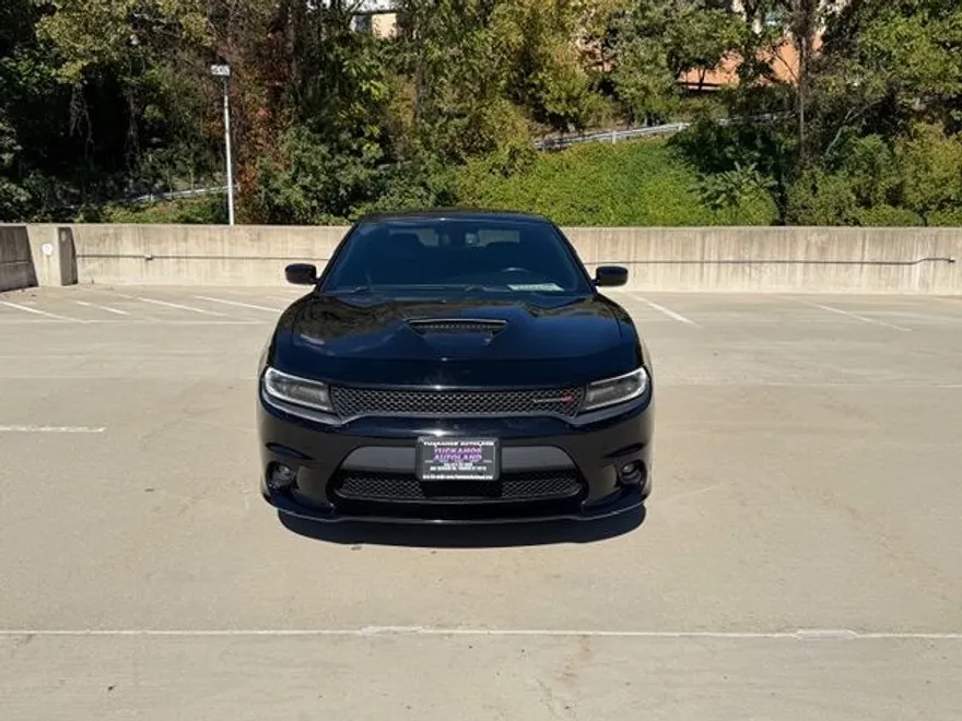 2019 Dodge Charger R/T Plus photo 1