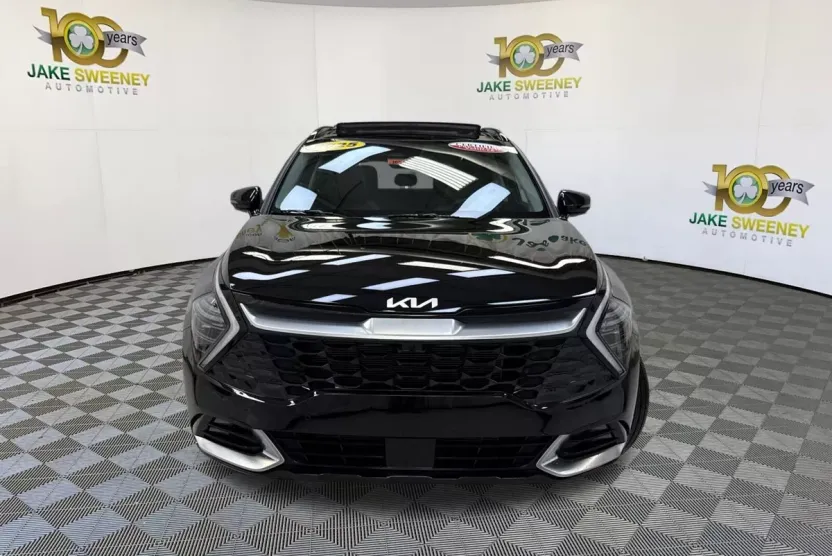 2025 Kia Sportage photo 1