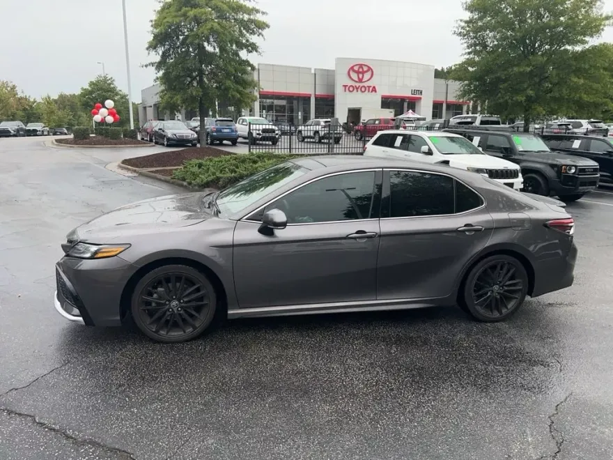 2022 Toyota Camry XSE photo 1