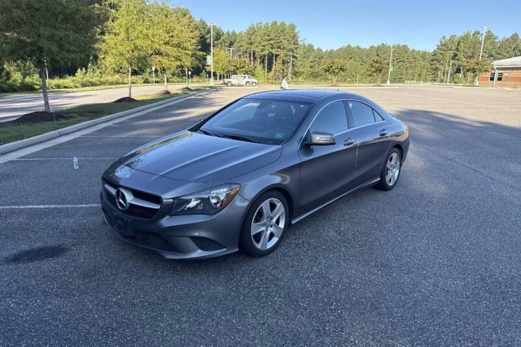 2015 Mercedes Benz CLA 250 4MATIC photo 1
