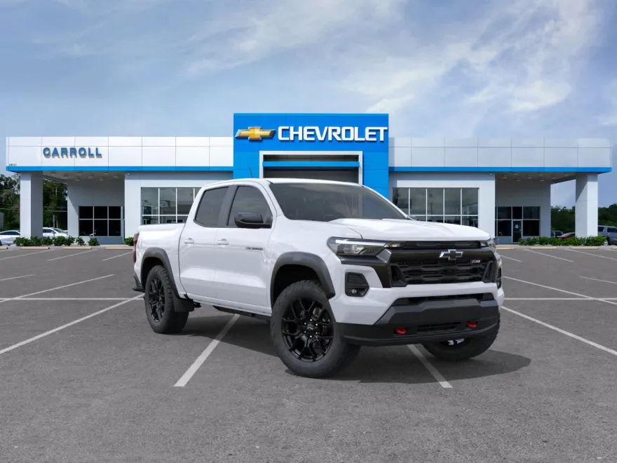 2024 Chevrolet Colorado Z71 photo 1