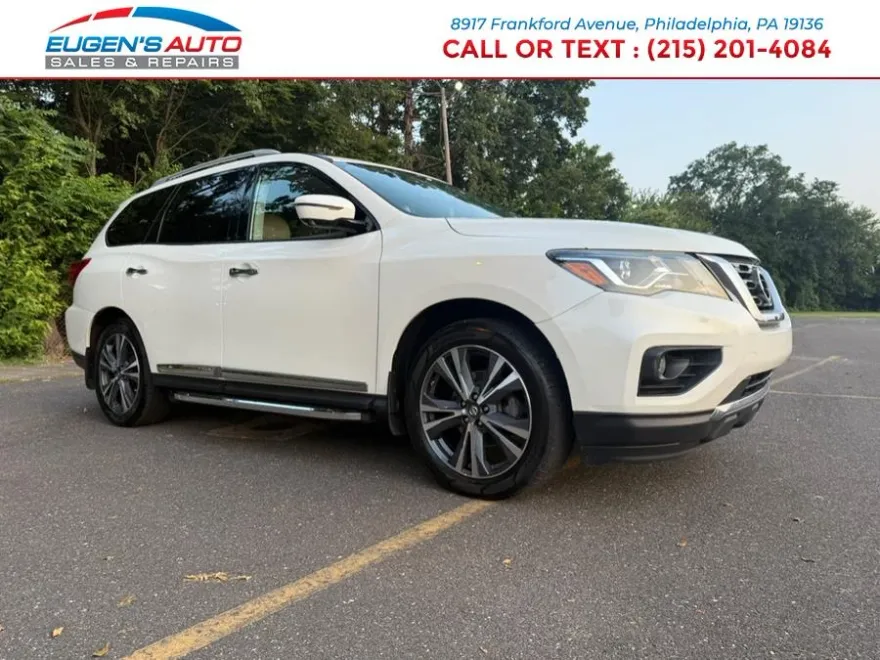 2019 Nissan Pathfinder 4x4 SV photo 1