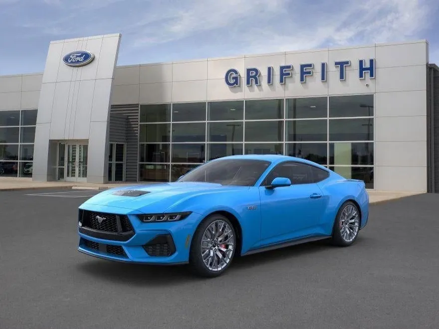 2025 Ford Mustang GT photo 1