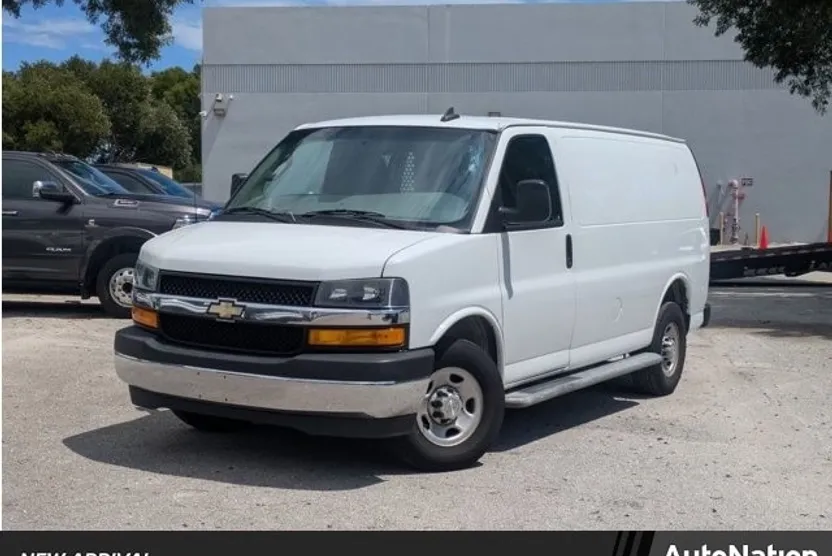 2021 Chevrolet Express 2500 Van Cargo photo 1