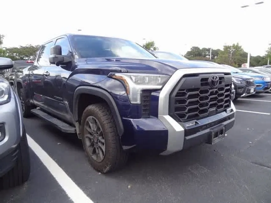 2022 Toyota Tundra Limited photo 1