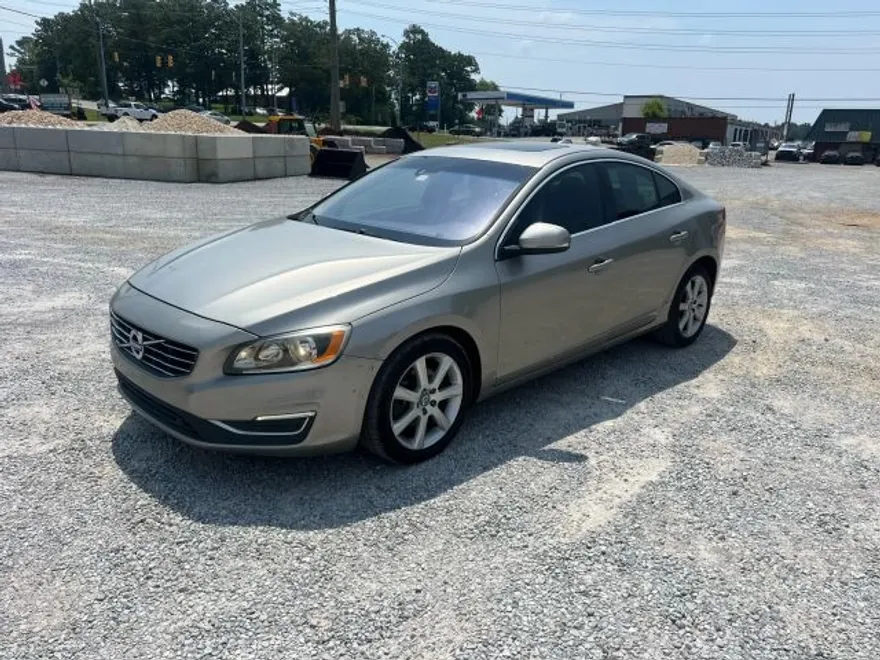 2016 Volvo S60 T5 Premier photo 1