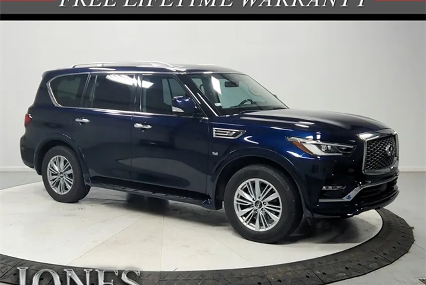2020 Infiniti QX80 Luxe photo 1