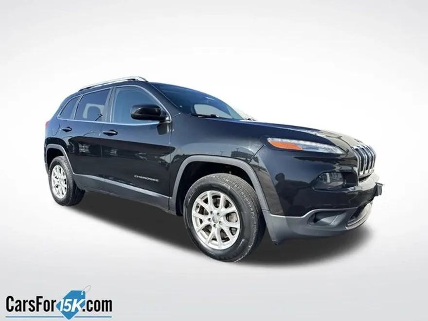 2016 Jeep Cherokee Latitude photo 1