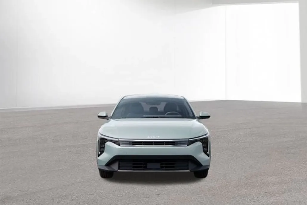 2025 Kia K4 EX photo 1