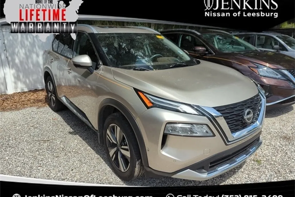 2023 Nissan Rogue Platinum photo 1