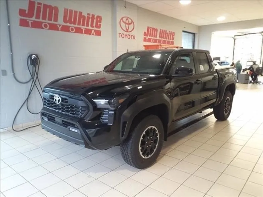 2024 Toyota Tacoma TRD Off-Road 4x4 Double Cab photo 1