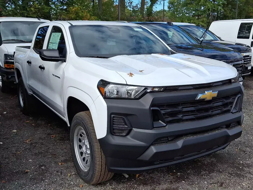 2026 Chevrolet Colorado Work Truck photo 1