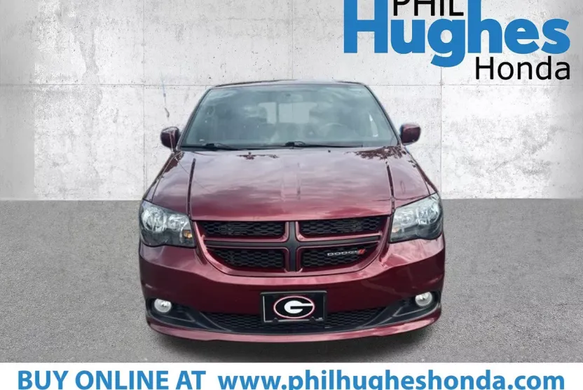 2017 Dodge Grand Caravan GT photo 1