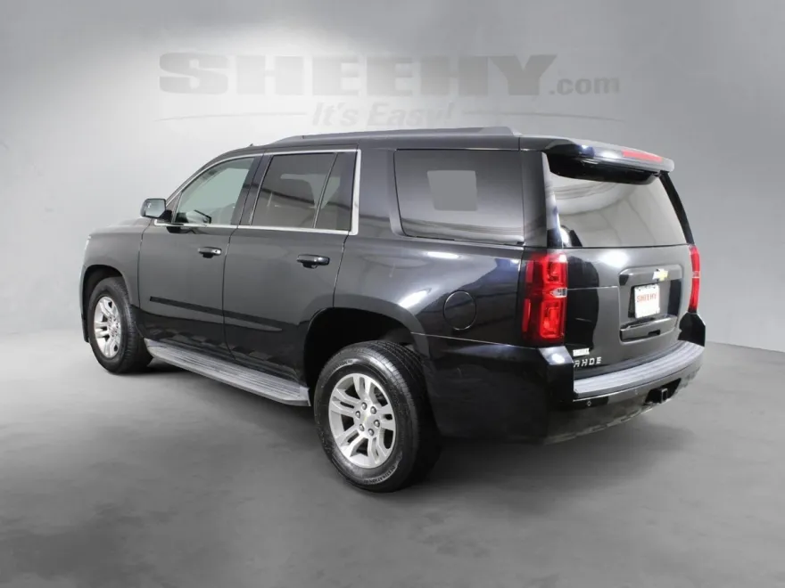 2016 Chevrolet Tahoe LS photo 1