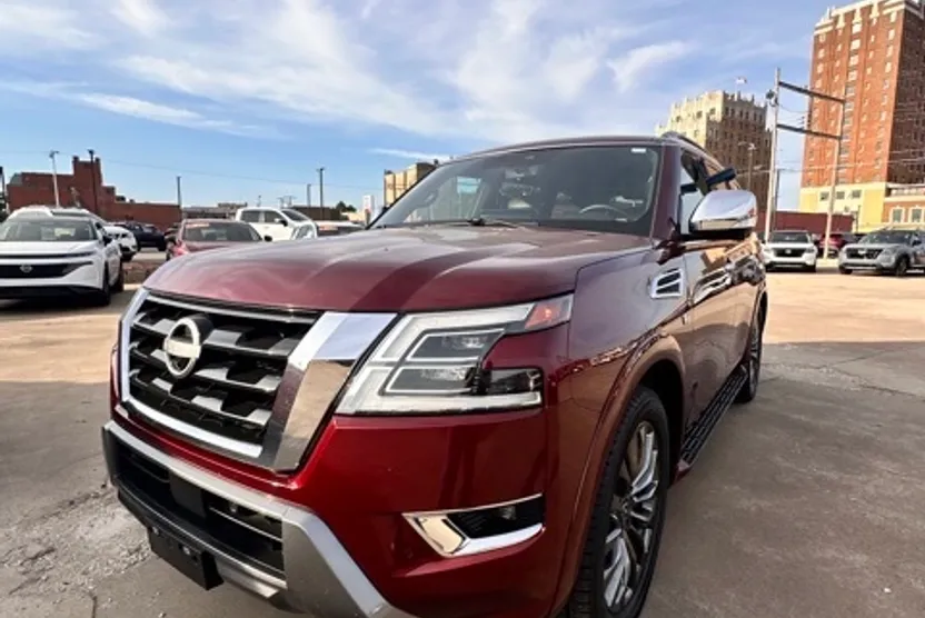 2021 Nissan Armada Platinum photo 1