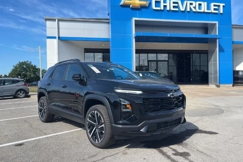 2026 Chevrolet Equinox RS photo 1